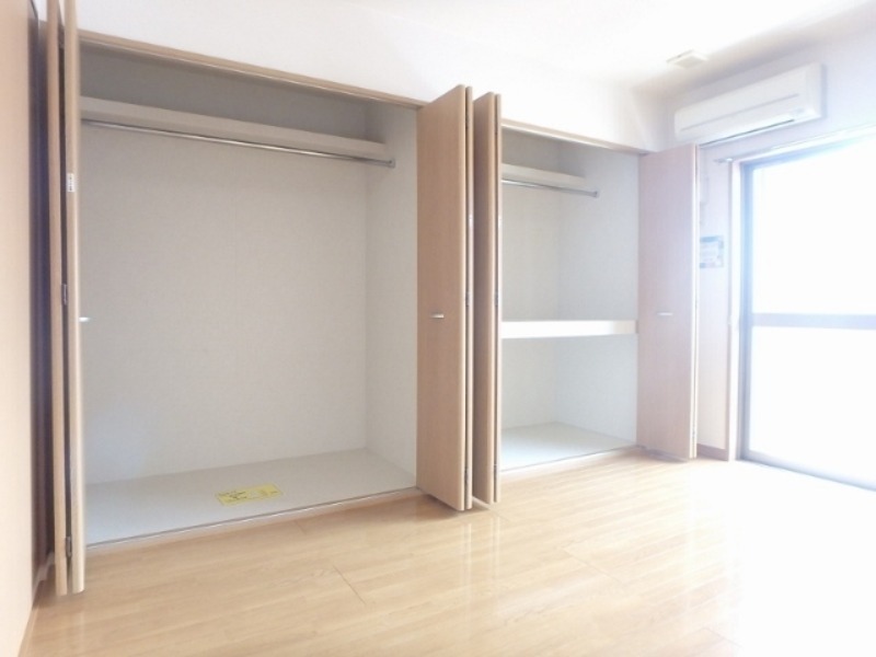 収納　図面と現状に相違がある場合には現状を優先