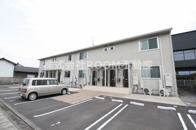 建物外観　外観は落ち着いています