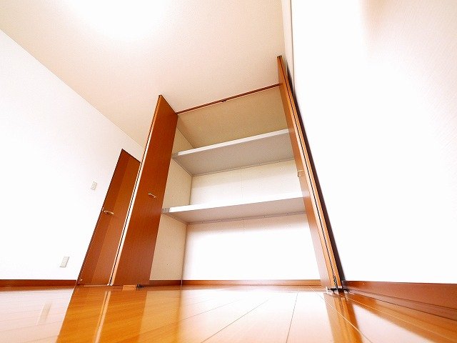 収納　たっぷりとした収納スペースです