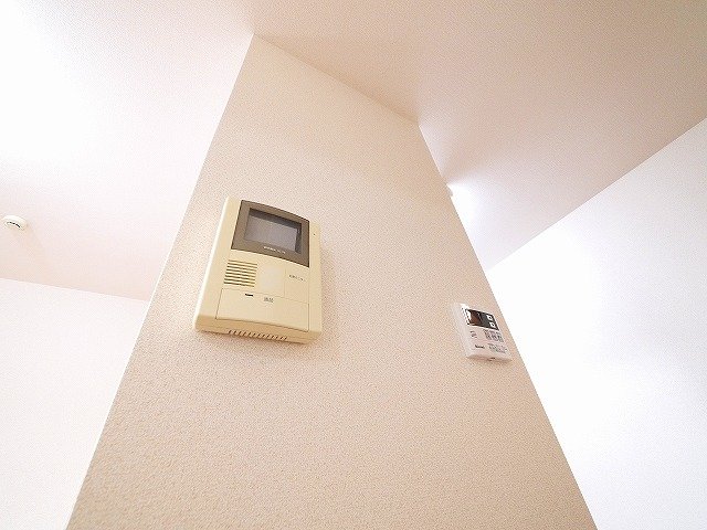 セキュリティ　人気があるセキュリティのモニターホン完備
