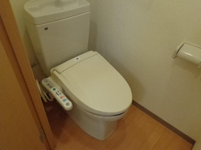 トイレ　シャワー付トイレ（イメージ）