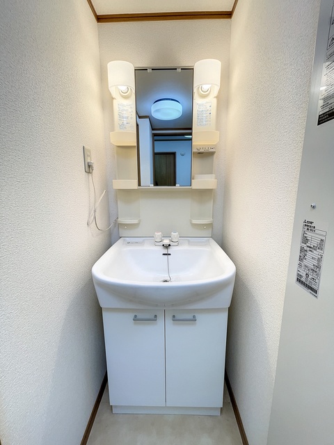 洗面設備　※同タイプ別部屋の参考写真です※