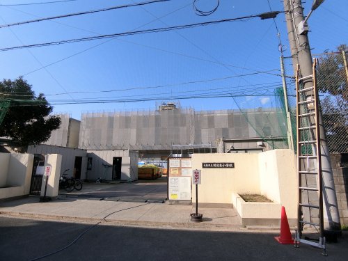 小学校　大阪市立関目東小学校（小学校）まで109m