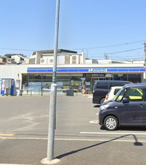 コンビニ　ローソン 南区平子一丁目店（コンビニ）まで405m