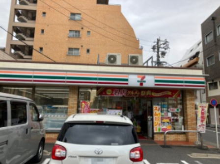 コンビニ　セブンイレブン 名古屋瑞穂通8丁目店（コンビニ）まで46m