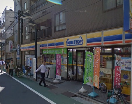 コンビニ　ミニストップ　中板橋駅前店（コンビニ）まで588m