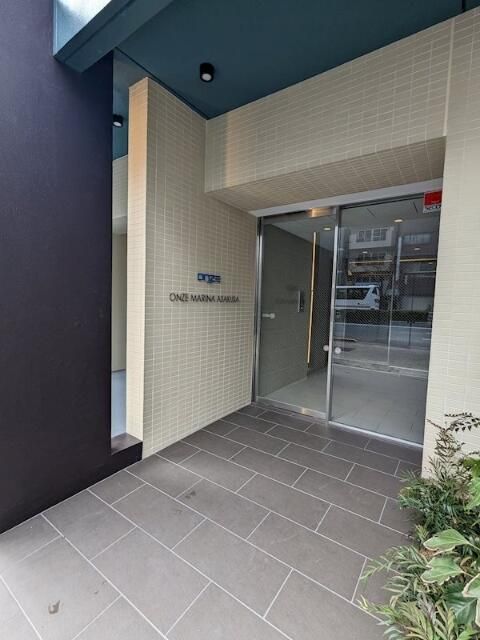 エントランス　毎日通るエントランスはこのようになっています