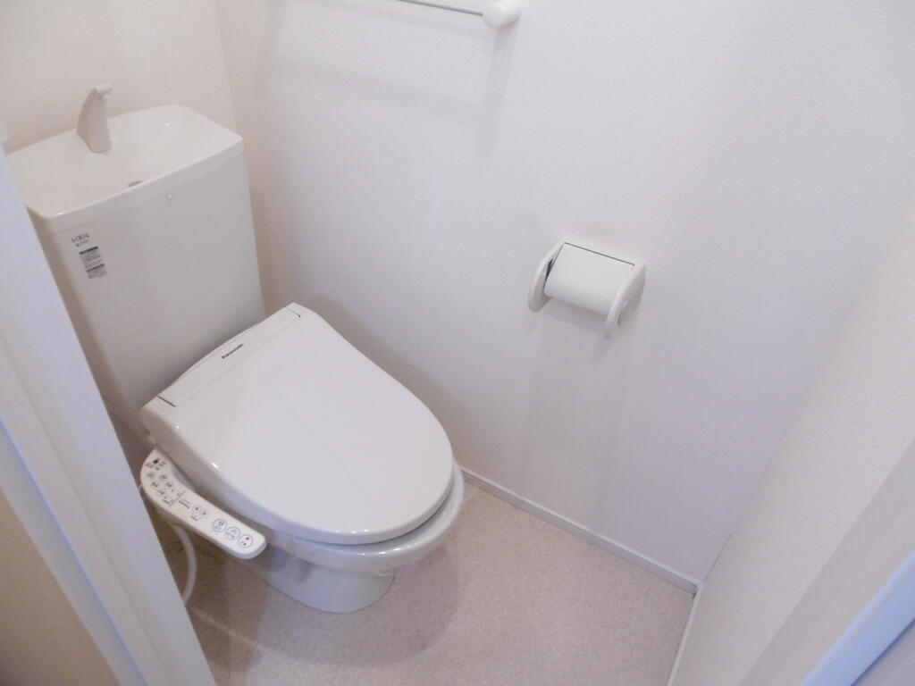 リアンファミリオIIIのトイレ写真