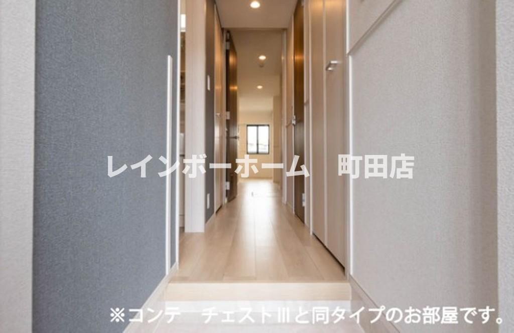 玄関　※同タイプ参考画像