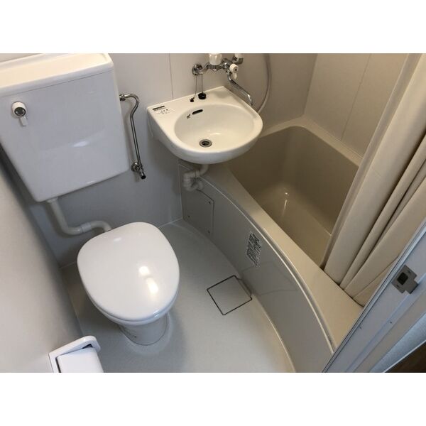 バス・シャワールーム　浴室・トイレ同室