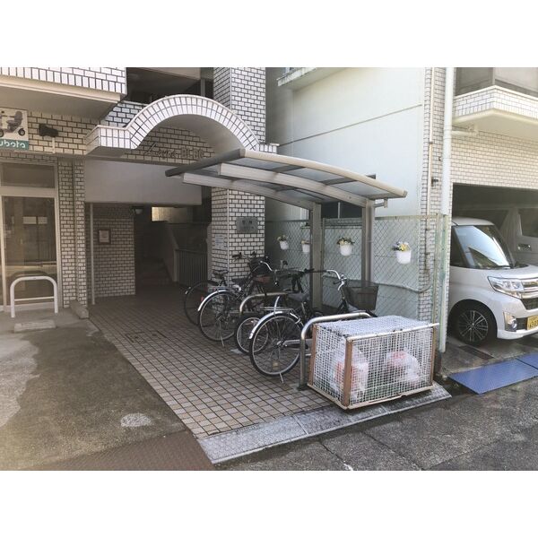 エントランス　建物共用入口
