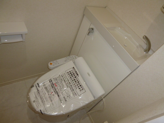トイレ　ウォシュレット完備