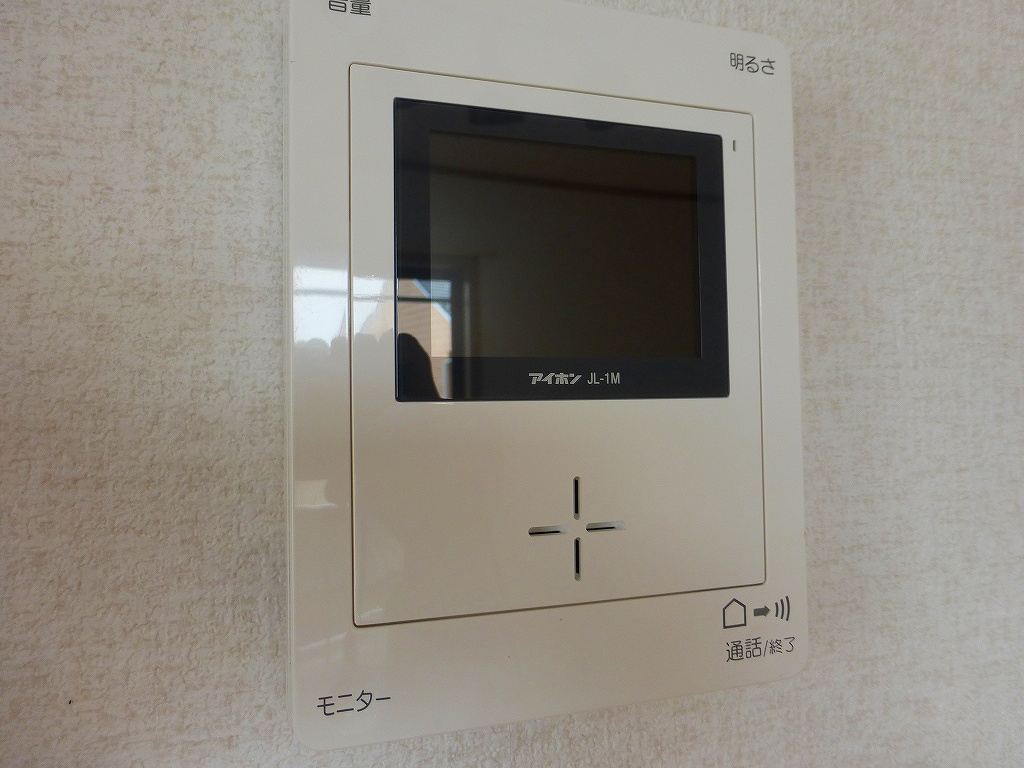 セキュリティ　TVモニタホンが付きます！来客の顔を確認できるます。