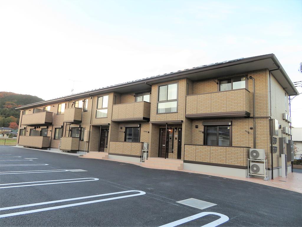 建物外観　D-room！広めの1LDKで、２名入居可能です！