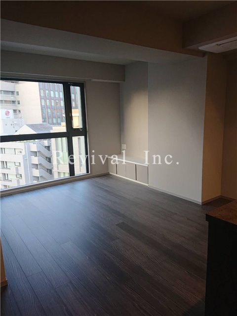 居室・リビング　開放感のあるリビングでございます