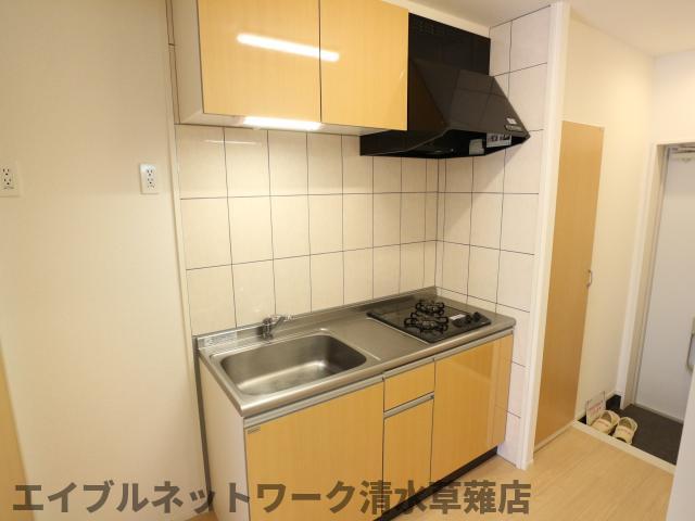 【静岡市清水区楠新田のマンションのキッチン】