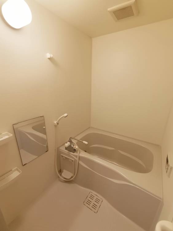 バス・シャワールーム　追炊き機能付きお風呂