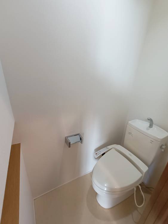 トイレ　温水洗浄暖房便座