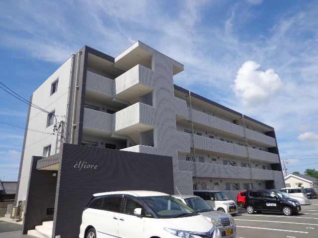 静岡県浜松市中央区萩丘２の賃貸マンションの外観