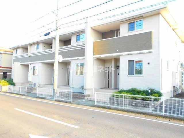 愛媛県新居浜市上原１（アパート）の賃貸物件の外観