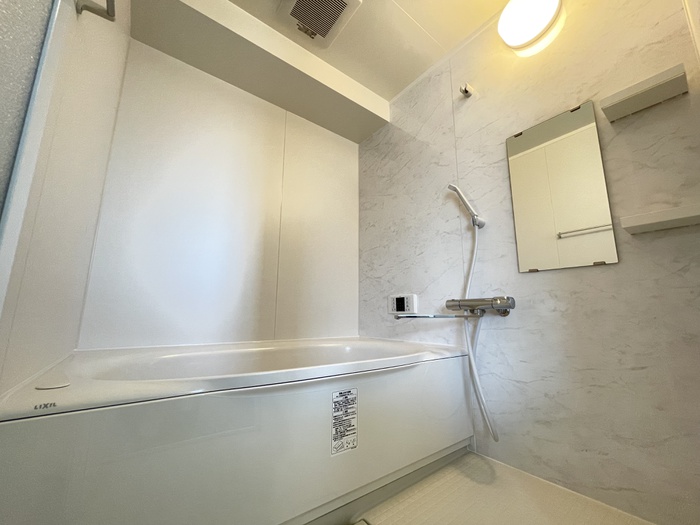 バス・シャワールーム