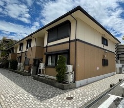 【芦屋市大東町のマンションの建物外観】