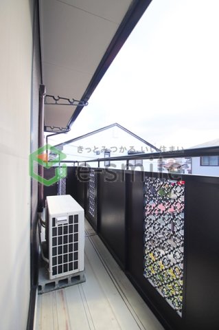 バルコニー　バルコニーがあります