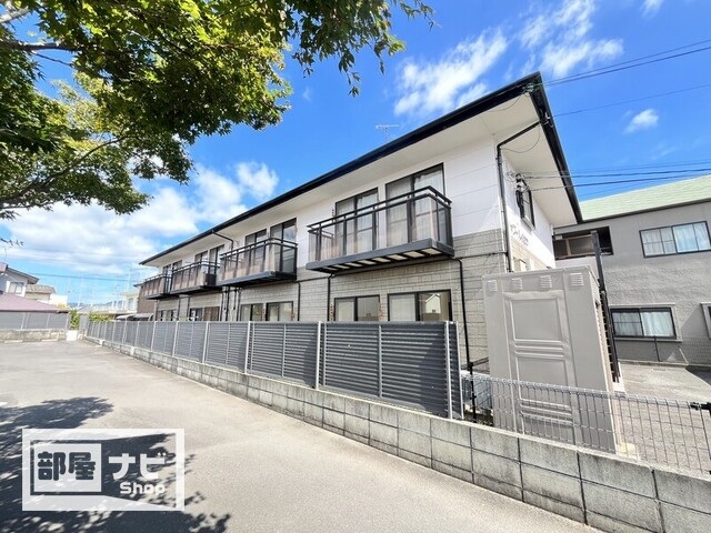 【フォブールくさかの建物外観】