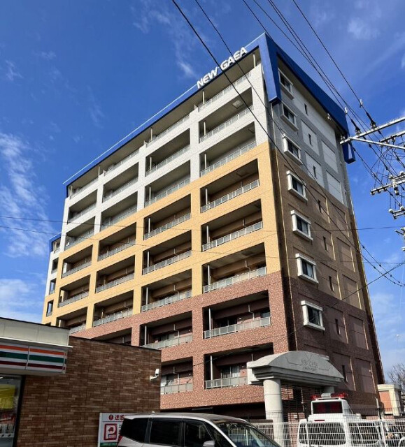 糟屋郡粕屋町大字柚須のマンションの建物外観