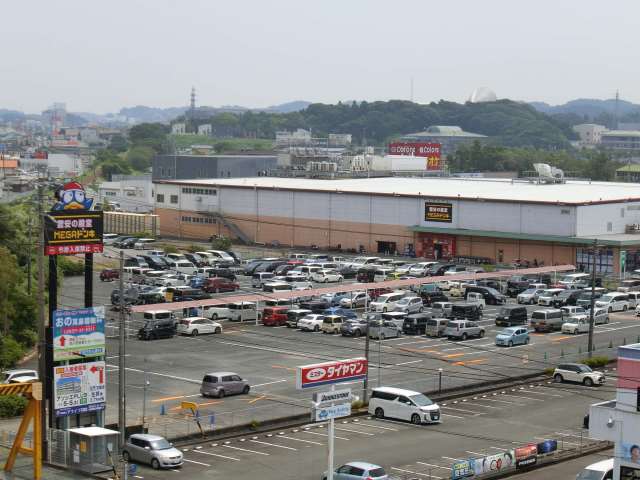 スーパー　MEGAドン・キホーテ（スーパー）まで1128m