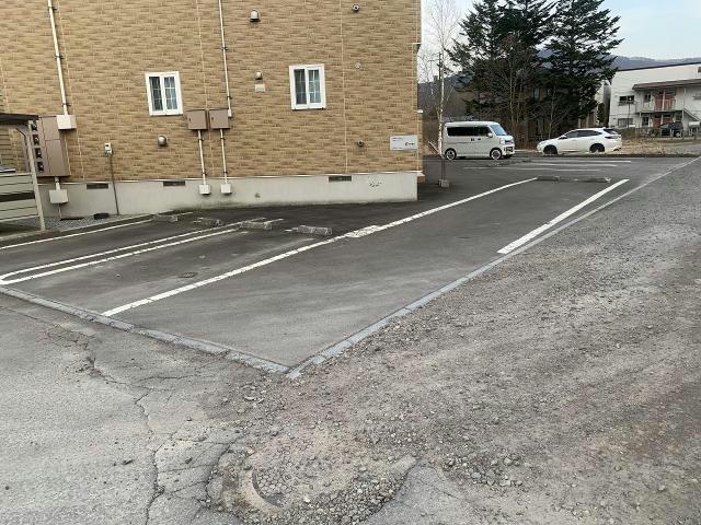 駐車場　駐車場