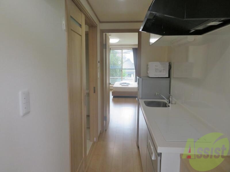 玄関　玄関からの一枚。奥行きで広さが伝わるでしょうか。