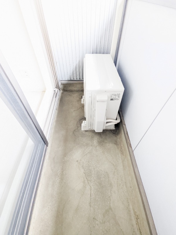 バルコニー　図面と現状に相違がある場合には現状を優先