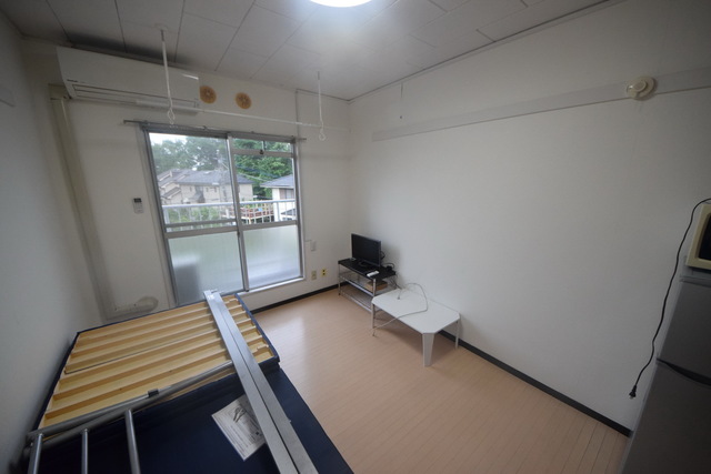 居室・リビング　～家具付き～