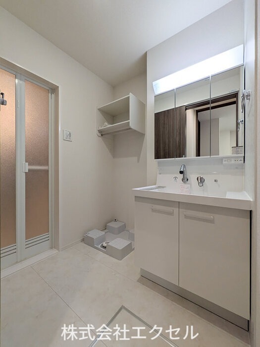 洗面設備　独立洗面台です。