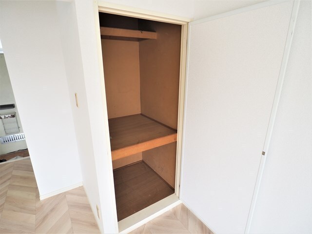 収納　１０２号室