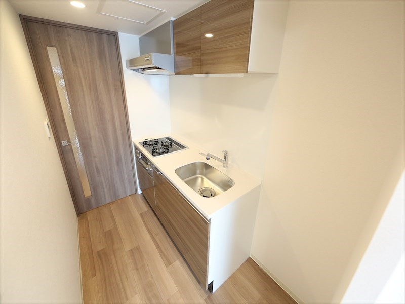 キッチン　システムキッチン（ガス3口コンログリル付）