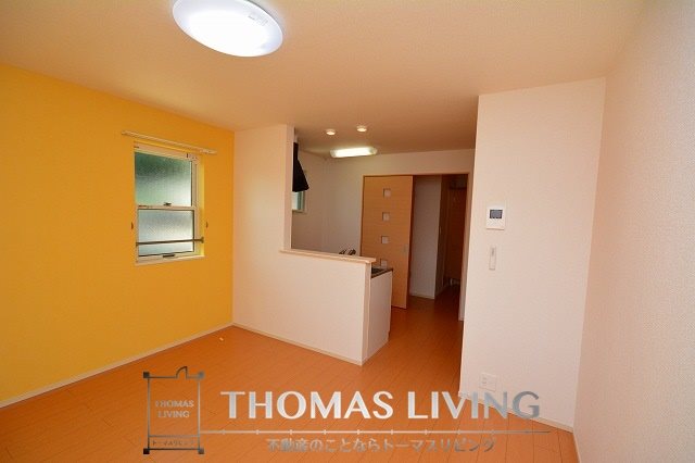 居室・リビング　日当たり良好ですよ。