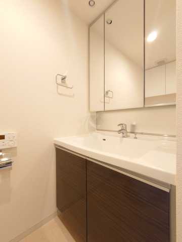 洗面設備　パークアクシス代官山