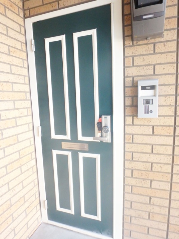 その他　玄関ドア