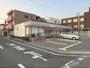 コンビニ　セブンイレブン阪急新伊丹駅前店（コンビニ）まで450m