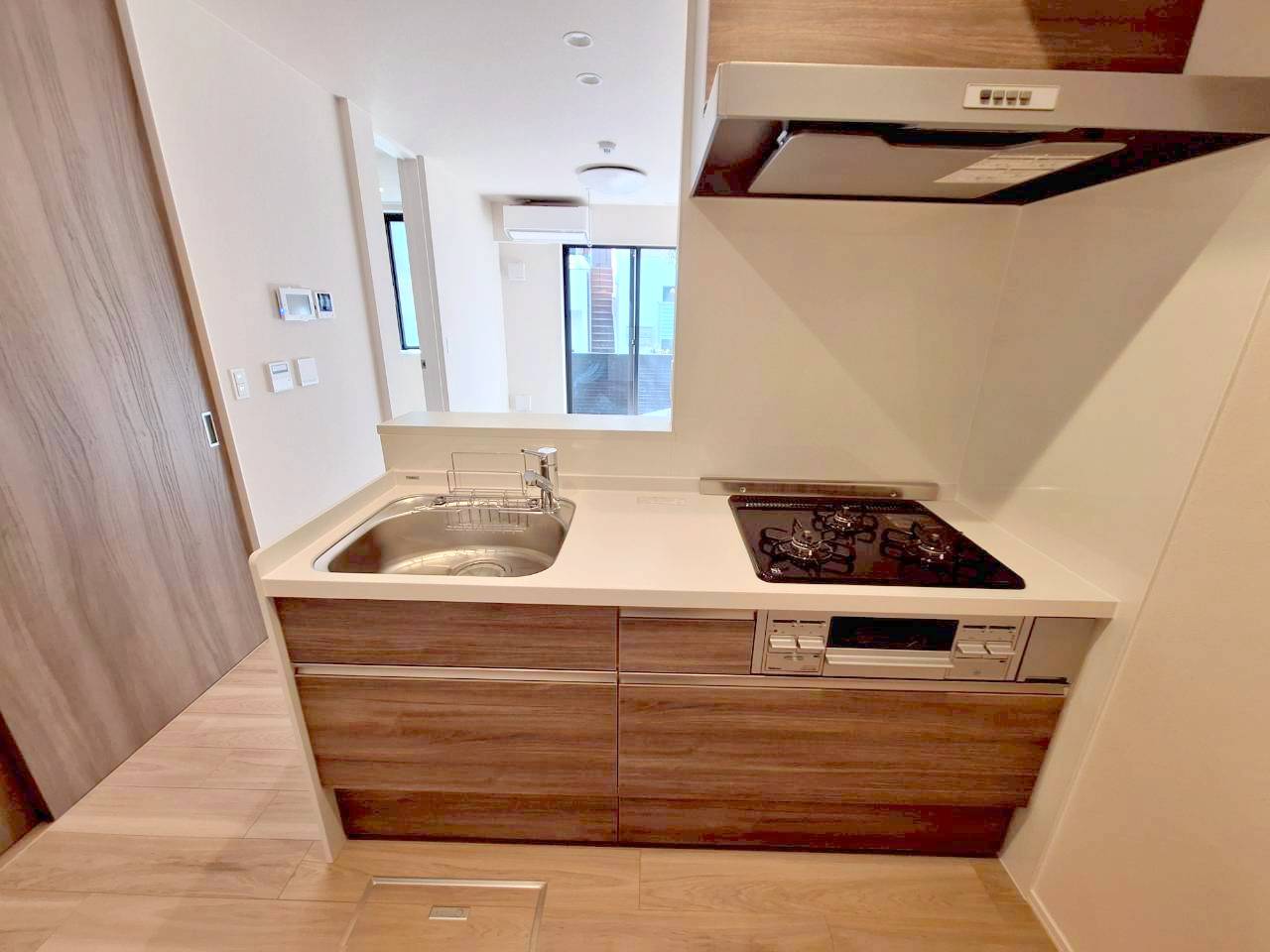 キッチン　★グリル付きガス３口システムキッチン★