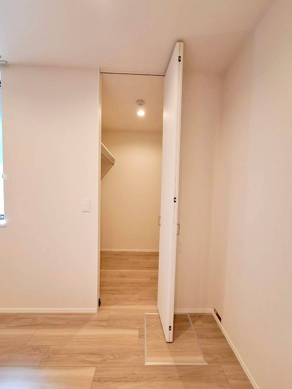 収納　★ウォークインクローゼット★