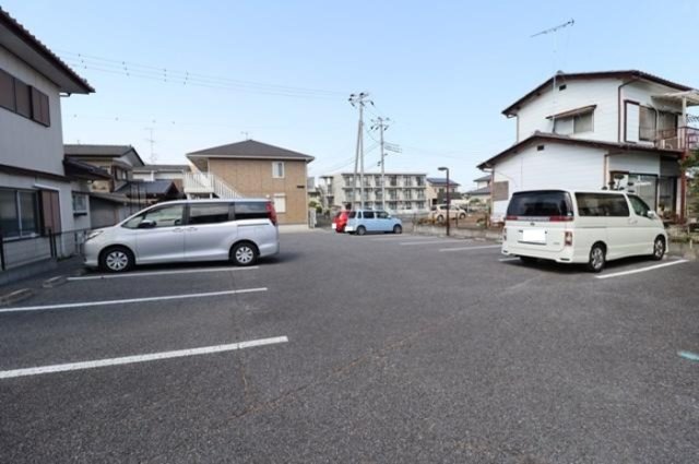 駐車場　駐車場