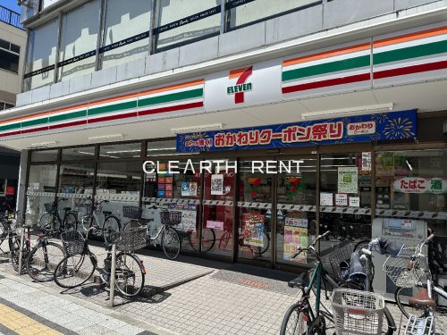 コンビニ　セブンイレブン 大田区西蒲田8丁目店（コンビニ）まで735m