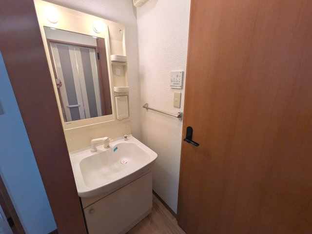 洗面設備　洗髪洗面化粧台