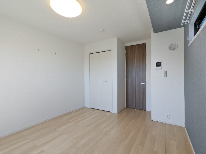 居室・リビング　図面と現状に相違がある場合には現状を優先