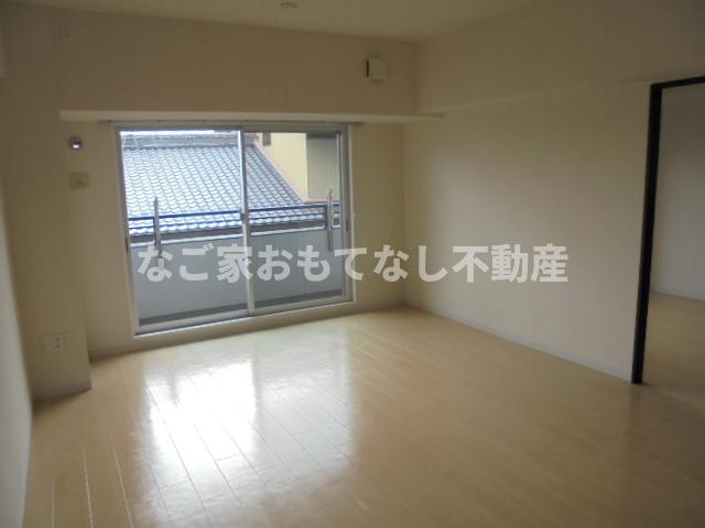 居室・リビング　※写真は別号室