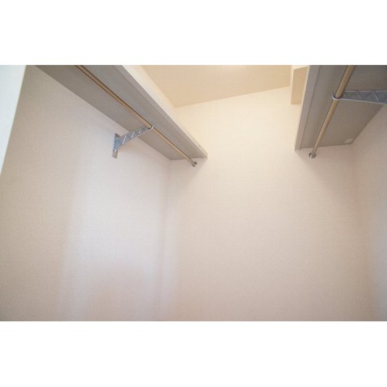 収納　ウォークインクローゼット