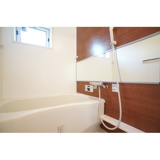 バス・シャワールーム　追い焚き、浴室乾燥機付き